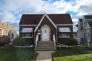 1607 Parkview Ave, Whiting, IN 46394 - Photo 1