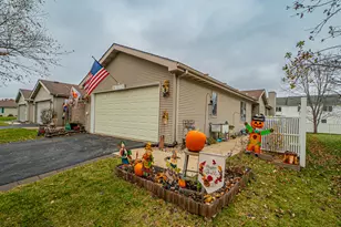 9605 Van Buren St, Crown Point, IN 46307 - Photo 1