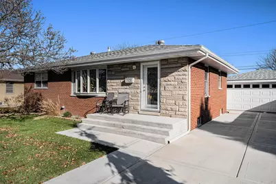 1109 N Dwiggins Avenue, Griffith, IN 46319 - Photo 1