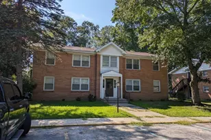 812 W Daumer Rd, Kouts, IN 46347 - Photo 1