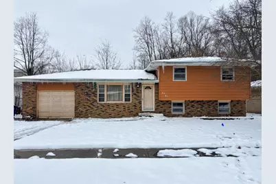 4265 E 28th Avenue, Lake Station, IN 46405 - Photo 1