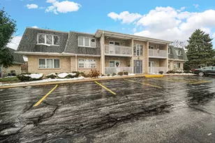 9320 Spring Creek Dr, Highland, IN 46322 - Photo 1