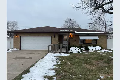 9618 Boulevard Drive, Highland, IN 46322 - Photo 1