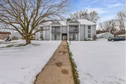 1066 Millpond Road #G, Valparaiso, IN 46385 - Photo 1