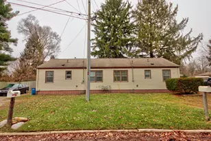 1342-1344 Kingsporte Ln, La Porte, IN 46350 - Photo 1