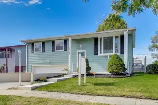 1124 Clinton St, Gary, IN 46406 - Photo 1