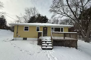 205 N Cherry St, New Carlisle, IN 46552 - Photo 1