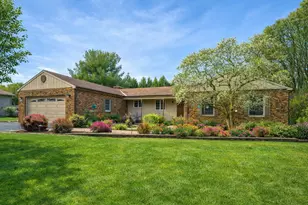 842 N 400 E, Valparaiso, IN 46383 - Photo 1