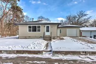 815 Eason Ct, La Porte, IN 46350 - Photo 1