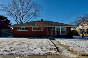 606 N Lindberg St, Griffith, IN 46319 - Photo 1