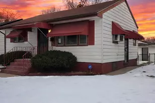 629 Hamlin St, Gary, IN 46406 - Photo 1