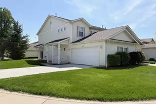 1239 Fox Hollow Dr, Chesterton, IN 46304 - Photo 1