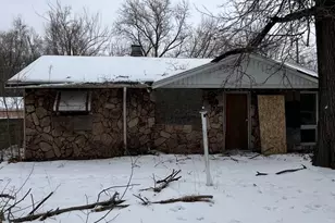 809 Clinton St, Gary, IN 46406 - Photo 1