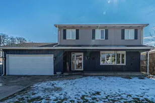 231 Minter Dr, Griffith, IN 46319 - Photo 1