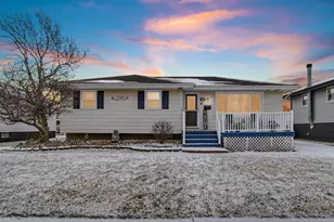 520 211th St, Dyer, IN 46311 - Photo 1