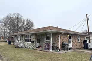 801 N Matheson Ave, Rensselaer, IN 47978 - Photo 1