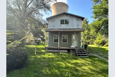711 W 4th Street, Michigan City, IN 46360 - Photo 1
