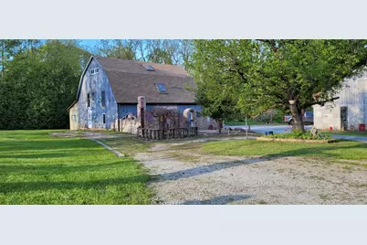 641 N 200 E, Valparaiso, IN 46383 - Photo 1