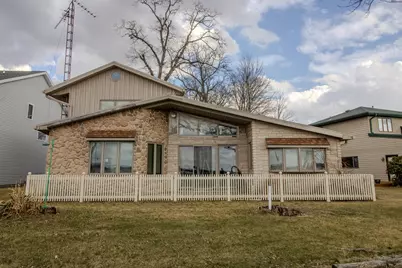 6105 S State Road 10, Knox, IN 46534 - Photo 1