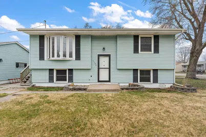 1702 Broadway Avenue, Chesterton, IN 46304 - Photo 1