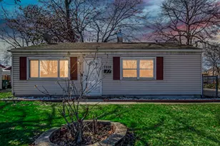 7208 Ohio Ave, Hammond, IN 46323 - Photo 1