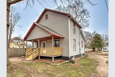 206 1/2 Ohio Street, La Porte, IN 46350 - Photo 1