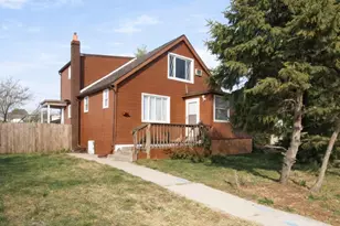 6828 Alabama Ave, Hammond, IN 46323 - Photo 1