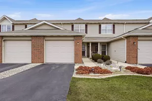 875 Flagstone Dr, Dyer, IN 46311 - Photo 1