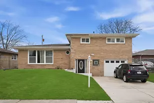 5335 Buchanan St, Merrillville, IN 46410 - Photo 1