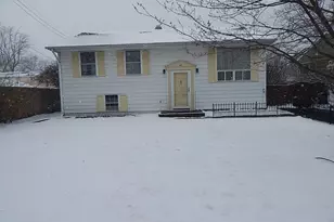 367 Chestnut St, Michigan City, IN 46360 - Photo 1