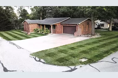 509 E Woodlawn Drive, Winamac, IN 46996 - Photo 1