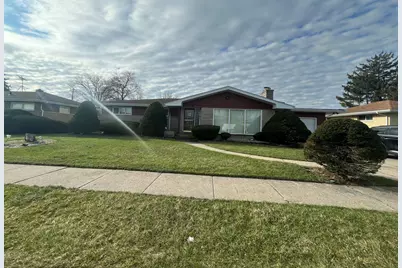 423 W 55th Place, Merrillville, IN 46410 - Photo 1