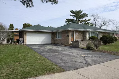 611 Broadmoor Avenue, Munster, IN 46321 - Photo 1