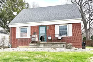 814 Campbell St, Valparaiso, IN 46385 - Photo 1