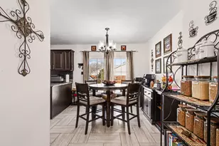 6386 Michael Dr, Portage, IN 46368 - Photo 5