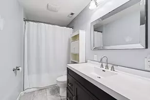 6386 Michael Dr, Portage, IN 46368 - Photo 17