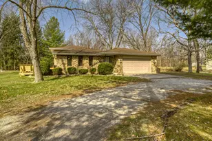 10720 N 1100 W, Demotte, IN 46310 - Photo 1