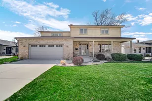 9456 Walnut Dr, Munster, IN 46321 - Photo 1