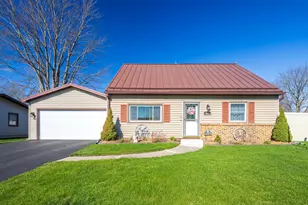 213 E Jefferson St, Westville, IN 46391 - Photo 1