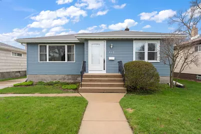 217 W 40th Place, Griffith, IN 46319 - Photo 1