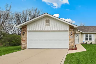 682 W 76th Avenue, Merrillville, IN 46410 - Photo 1