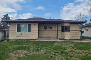 306 N Arbogast St, Griffith, IN 46319 - Photo 1