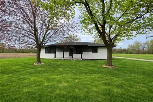 1122 Elm St SW, Demotte, IN 46310 - Photo 1