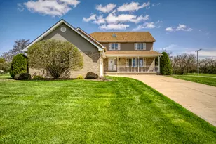 9179 Franklin Dr, Saint John, IN 46373 - Photo 1