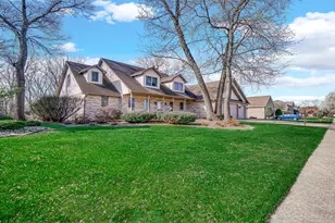 2068 Ramblewood Dr, Highland, IN 46322 - Photo 1