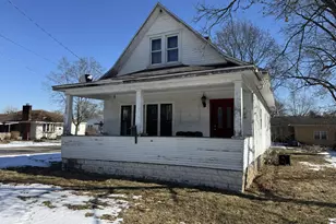401 S Wilson St, North Judson, IN 46366 - Photo 1