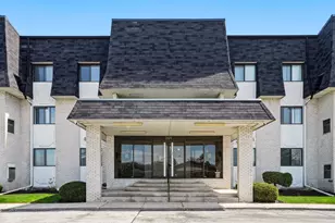 2371 Deerpath Dr, Schererville, IN 46375 - Photo 1
