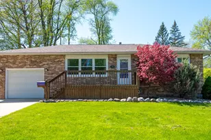 1336 Lincoln St, Hobart, IN 46342 - Photo 1