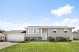 9713 Buchanan St, Crown Point, IN 46307 - Photo 1