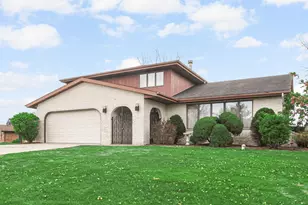 649 W 128th Ct, Crown Point, IN 46307 - Photo 1